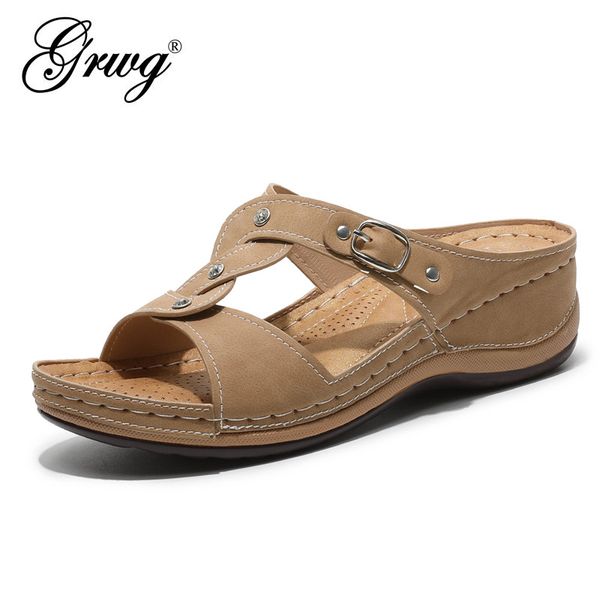 summer bling slippers woman shoes ladies leather wedges flat shoes female casual plus size sandals comfortable platform, Black
summer bling slippers woman shoes ladies leather wedges flat shoes female casual plus size sandals comfortable platform, Black