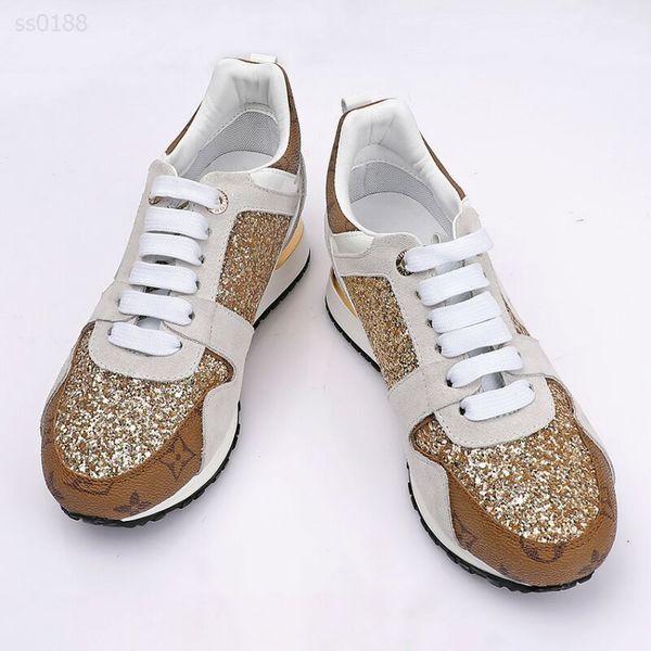 fashion european and american autumn and winter stitching high-grade suede sports men's shoes lace up comfortable women's shoes, Black
fashion european and american autumn and winter stitching high-grade suede sports men's shoes lace up comfortable women's shoes, Black