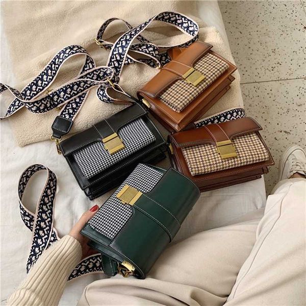 2020 new shoulder bag well-known bag large capacity fashion retro messenger lady travel
2020 new shoulder bag well-known bag large capacity fashion retro messenger lady travel