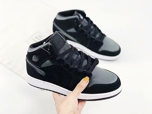 new 1 high og travis scotts basketball shoes spiderman unc 1s 3 mens homage to home royal blue men sport designer sneakers trainers
new 1 high og travis scotts basketball shoes spiderman unc 1s 3 mens homage to home royal blue men sport designer sneakers trainers