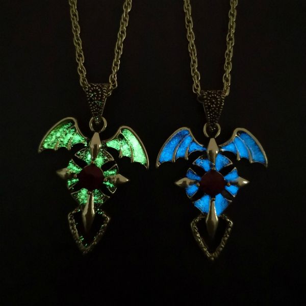 2019 vintage luminous pendant necklace fashion cross glow in the dark necklace for men charm party jewelry gifts accesories, Silver
2019 vintage luminous pendant necklace fashion cross glow in the dark necklace for men charm party jewelry gifts accesories, Silver