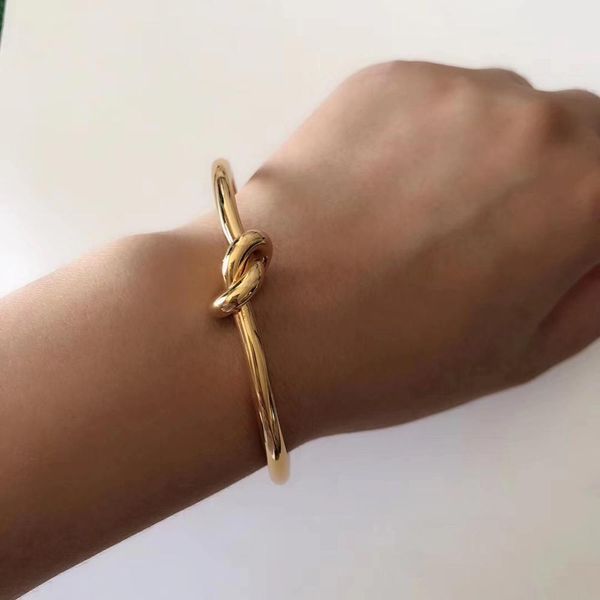 gold knot love pearl rhinestone inlay charm designer bangle bracelet bangle bileklik bransoletki damskie bracelet femme, Black
gold knot love pearl rhinestone inlay charm designer bangle bracelet bangle bileklik bransoletki damskie bracelet femme, Black