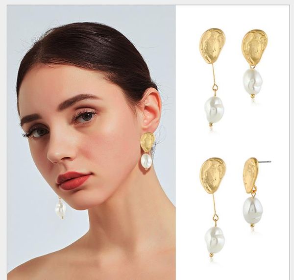irregular metal earrings fashionable long-style freshwater pearl earrings earrings, Golden;silver
irregular metal earrings fashionable long-style freshwater pearl earrings earrings, Golden;silver