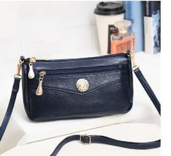 дизайнер женщина new fashion luxury сумка плечо повседневной модная маленький квадрат сумка дизайнер монеты декорация crossbody сумка 2020 б
дизайнер женщина new fashion luxury сумка плечо повседневной модная маленький квадрат сумка дизайнер монеты декорация crossbody сумка 2020 б