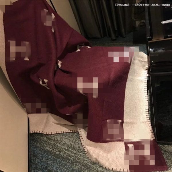 Современный HH Pattern высокое качество домашнего одеяла горячие продажи классический диван автомобиль одеяло письмо теплый офис роскошные одеяла
Современный HH Pattern высокое качество домашнего одеяла горячие продажи классический диван автомобиль одеяло письмо теплый офис роскошные одеяла