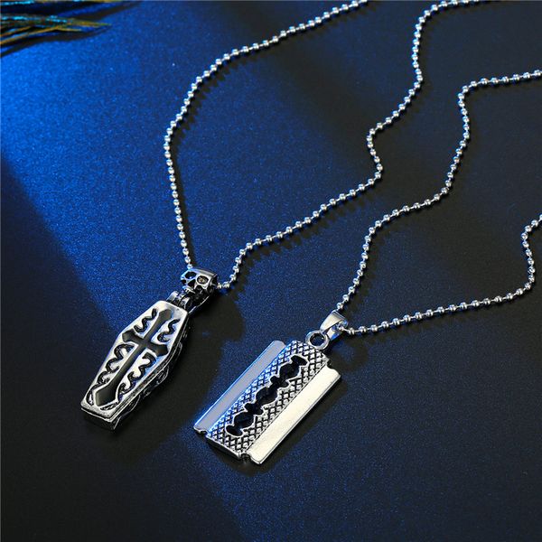 1pc punk personality blade skull cross pendant necklace for women men creative gothic openable skeleton coffin choker jewelry, Silver
1pc punk personality blade skull cross pendant necklace for women men creative gothic openable skeleton coffin choker jewelry, Silver