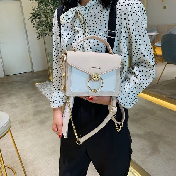 2020 новые дамы сумка корейской версии сумки кутюр цепь crossbody небольшой квадратный мешок
2020 новые дамы сумка корейской версии сумки кутюр цепь crossbody небольшой квадратный мешок