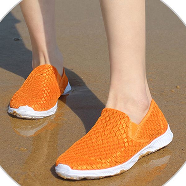 quick drying water shoes breathable wading slipper couple hollowed mesh breathable sneakers slip-on lightweight shoes, Black
quick drying water shoes breathable wading slipper couple hollowed mesh breathable sneakers slip-on lightweight shoes, Black