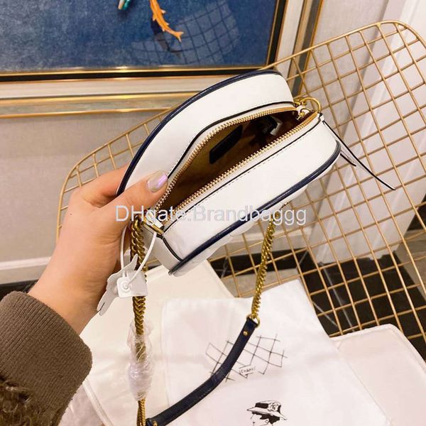 2020 fashion women letter round cake bag designer single shoulder camera bag genuine leather white chain bag luxury crossbody bags
2020 fashion women letter round cake bag designer single shoulder camera bag genuine leather white chain bag luxury crossbody bags