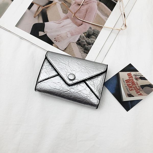 wallet women short section 2020 new wave korean version of the fashion small wallet wild ladies wallet card holder clutch bag, Red;black
wallet women short section 2020 new wave korean version of the fashion small wallet wild ladies wallet card holder clutch bag, Red;black