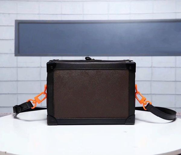 wholesale classic retro old flower horizontal rectangular bag shoulder bag slung cosmetic case portable tote bag 01#
wholesale classic retro old flower horizontal rectangular bag shoulder bag slung cosmetic case portable tote bag 01#