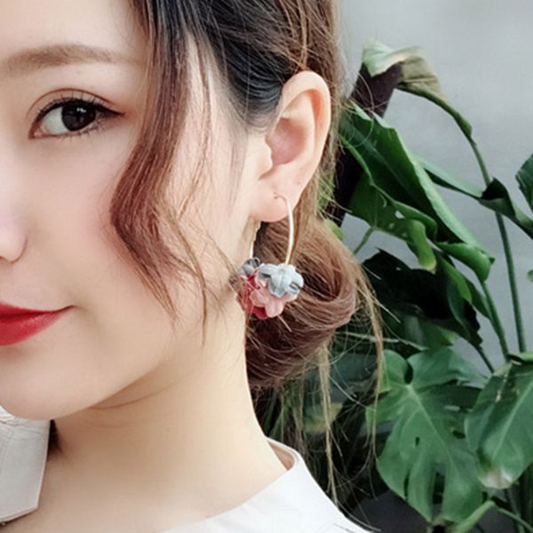 1 pair women hoop earrings floral round lady girl earring jewelry gift ll@17, Golden;silver
1 pair women hoop earrings floral round lady girl earring jewelry gift ll@17, Golden;silver
