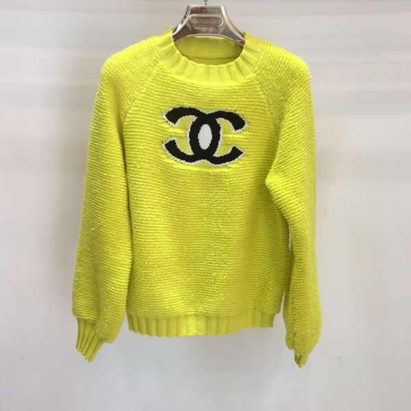 2019 autumn and winter new striped jacquard knit fashion round neck temperament ladies long-sleeved sweater pullover 208848868706767, White
2019 autumn and winter new striped jacquard knit fashion round neck temperament ladies long-sleeved sweater pullover 208848868706767, White