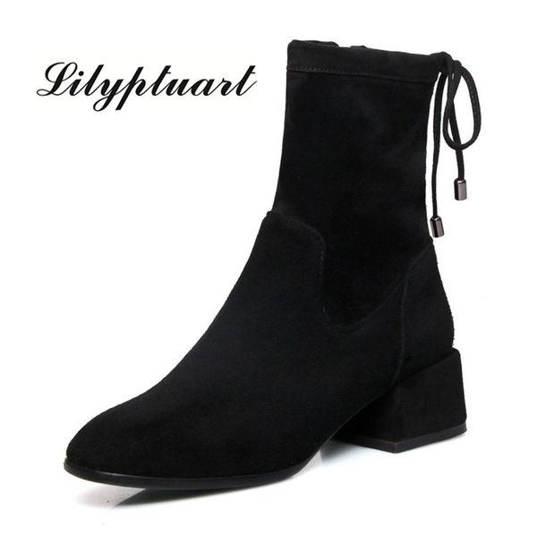 2019 european and american style sheep anti-velvet material zipper closure short boots round head thick with womens boots, Black
2019 european and american style sheep anti-velvet material zipper closure short boots round head thick with womens boots, Black