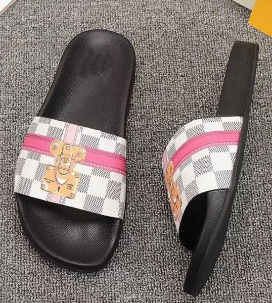 2019 designer sandals with box size 35-46 men slip on rubber leather slipper with orange box, Black 
2019 designer sandals with box size 35-46 men slip on rubber leather slipper with orange box, Black