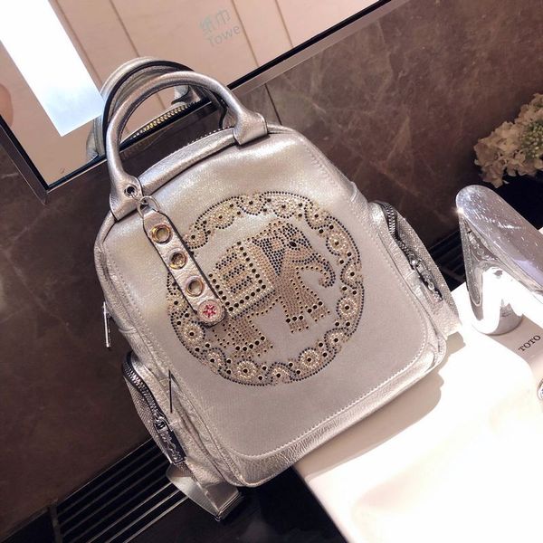 ultra-shoulder bag female 2020 new personality diamond soft leather backpack fashion trend dual-use backpack
ultra-shoulder bag female 2020 new personality diamond soft leather backpack fashion trend dual-use backpack