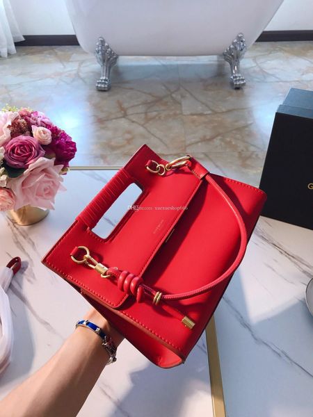 new designer lager capacity women handbags luxury designer female shoulder bag cross body brand ladies fashion bags famous designer handbags
new designer lager capacity women handbags luxury designer female shoulder bag cross body brand ladies fashion bags famous designer handbags