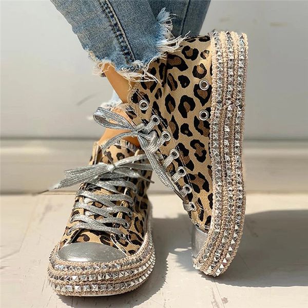 женские кроссовки leopard заклепки обувь женщин холст обувь leisure lace-up low high top sneakers корзина femme женщин большой размер обуви, Black
женские кроссовки leopard заклепки обувь женщин холст обувь leisure lace-up low high top sneakers корзина femme женщин большой размер обуви, Black