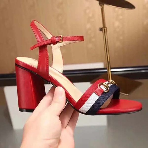 woman sandals slippers shoes slippers sandals slippers casual shoes trainers flat shoes slide eu:35-39 with box d200733, Black
woman sandals slippers shoes slippers sandals slippers casual shoes trainers flat shoes slide eu:35-39 with box d200733, Black