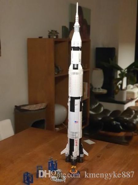 37003 Аполлон Сатурн V космическая ракета-носитель США ракета 16014 модель строительные блоки игрушки для детей совместимость 10231 21309
37003 Аполлон Сатурн V космическая ракета-носитель США ракета 16014 модель строительные блоки игрушки для детей совместимость 10231 21309