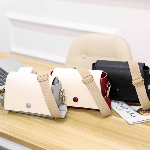handbag women's solid color crossbody bag 2020 fashion strap small shoulder messenger bag lady quality leather bolso mujer
handbag women's solid color crossbody bag 2020 fashion strap small shoulder messenger bag lady quality leather bolso mujer
