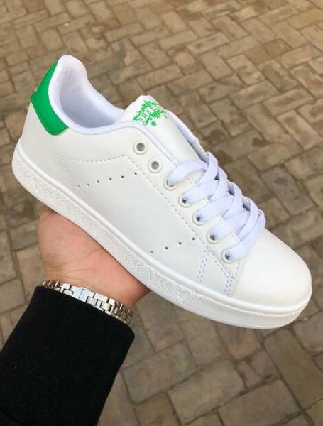 Classic fashion Men and women shoes stan smith shoes Unisex casual shoes 36- 44
Classic fashion Men and women shoes stan smith shoes Unisex casual shoes 36- 44