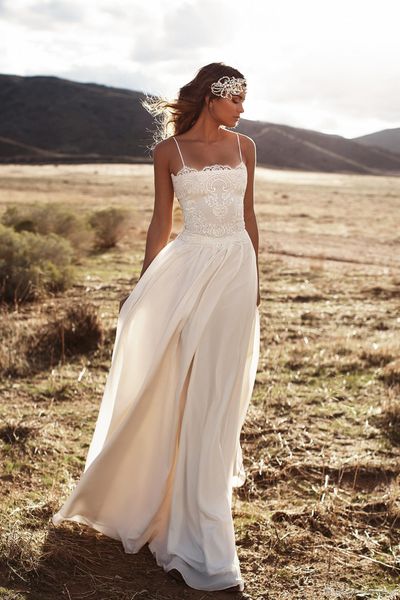vintage lace 2019 beach wedding dresses spaghetti a-line chiffon floor length bridal dresses simple wedding gowns vestidos de fiesta, White
vintage lace 2019 beach wedding dresses spaghetti a-line chiffon floor length bridal dresses simple wedding gowns vestidos de fiesta, White