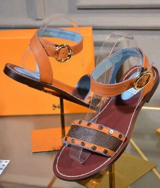 newest hot LZ women quality real leather studs high heels falt sandal rivet slippers slide sandals unisex outdoor beach flip flops
newest hot LZ women quality real leather studs high heels falt sandal rivet slippers slide sandals unisex outdoor beach flip flops