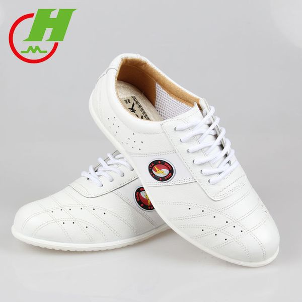 good quality tai chi shoe, really soft cowhide martial art shoes, men ventilation spring summer exercises kungfu shoe 
good quality tai chi shoe, really soft cowhide martial art shoes, men ventilation spring summer exercises kungfu shoe