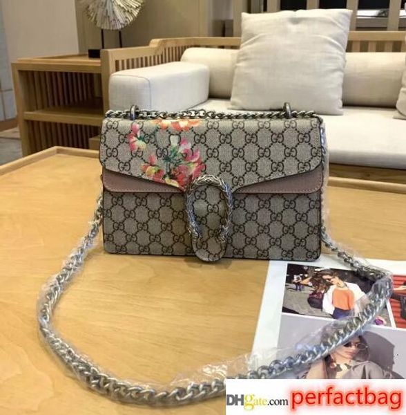 240high-quality traveling bags for men and women, handbags, shoulder bags, wallets, cards, fashion bags, retro bags
240high-quality traveling bags for men and women, handbags, shoulder bags, wallets, cards, fashion bags, retro bags