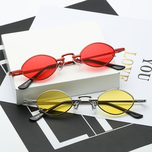 punk goggles sunglasses women alloy round fame sun glasses men trend retro mirror reflective red yellow sunglass uv400 fmldr3574, White;black
punk goggles sunglasses women alloy round fame sun glasses men trend retro mirror reflective red yellow sunglass uv400 fmldr3574, White;black