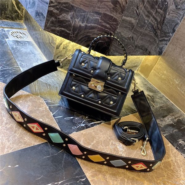 luxury handbags women bags designer 100% cowskin leather fashion shoulder bags rivet crossbodybag 2019
luxury handbags women bags designer 100% cowskin leather fashion shoulder bags rivet crossbodybag 2019
