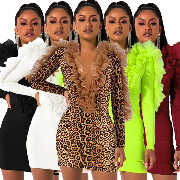 dress trend 2021 european spring and autumn gauze fungus fluorescent dark color v-neck dress, support mixed batch, Black;gray
dress trend 2021 european spring and autumn gauze fungus fluorescent dark color v-neck dress, support mixed batch, Black;gray