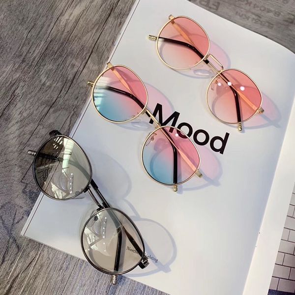 qq50 children's sunglasses boys girls design fashion sunglasses vintage kids personalized baby sun glasses 2-10 years old, White;black
qq50 children's sunglasses boys girls design fashion sunglasses vintage kids personalized baby sun glasses 2-10 years old, White;black