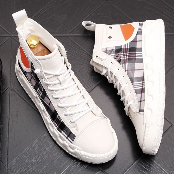 chaussures new high-shoes fashionable men personality casual board shoes thick soles for men shoes breathable short leather boots z07, Black
chaussures new high-shoes fashionable men personality casual board shoes thick soles for men shoes breathable short leather boots z07, Black