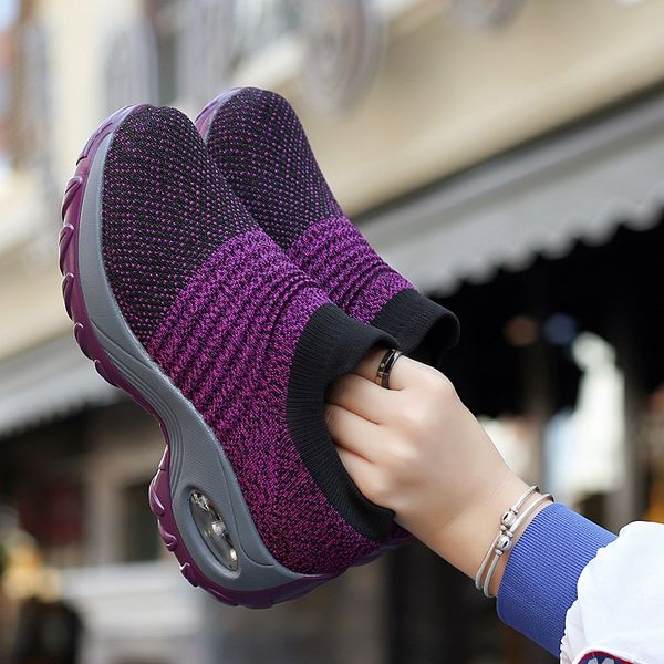 women outdoor walking sneakers non-slip casual shoes breathable mesh comfortable outdoor shoes for female, Black
women outdoor walking sneakers non-slip casual shoes breathable mesh comfortable outdoor shoes for female, Black