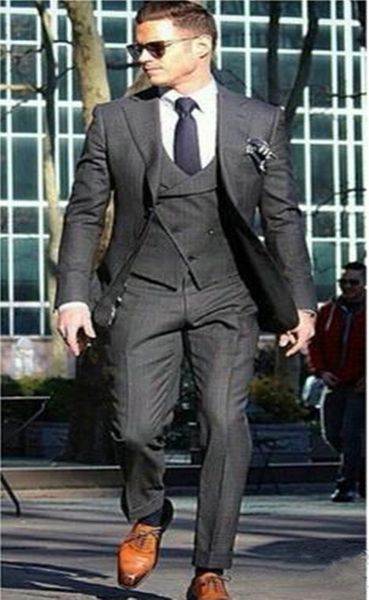 new two buttons handsome groomsmen peak lapel groom tuxedos 3 piece men suits wedding/prom man blazer ( jacket+pants+vest+tie) 453, Black;gray
new two buttons handsome groomsmen peak lapel groom tuxedos 3 piece men suits wedding/prom man blazer ( jacket+pants+vest+tie) 453, Black;gray