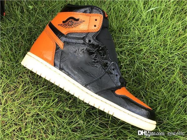 2019 new authentic air 1 shattered backboard 3.0 black orange mens basketball shoes sports sneakers 555088-028 with original box
2019 new authentic air 1 shattered backboard 3.0 black orange mens basketball shoes sports sneakers 555088-028 with original box