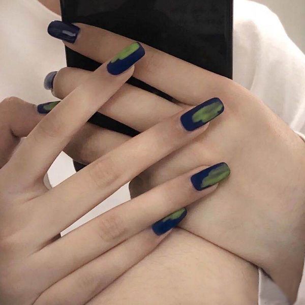 net red's new wearing nails can repeatedly use fake nail patches dark blue matte fluorescent green nail products, Red;gold
net red's new wearing nails can repeatedly use fake nail patches dark blue matte fluorescent green nail products, Red;gold