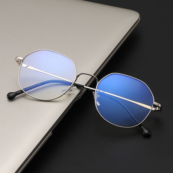 computer goggles brand designer anti-blue goggles protection eye computer games glasses ladies men glasses mobile goggles to send boxes, White;black
computer goggles brand designer anti-blue goggles protection eye computer games glasses ladies men glasses mobile goggles to send boxes, White;black
