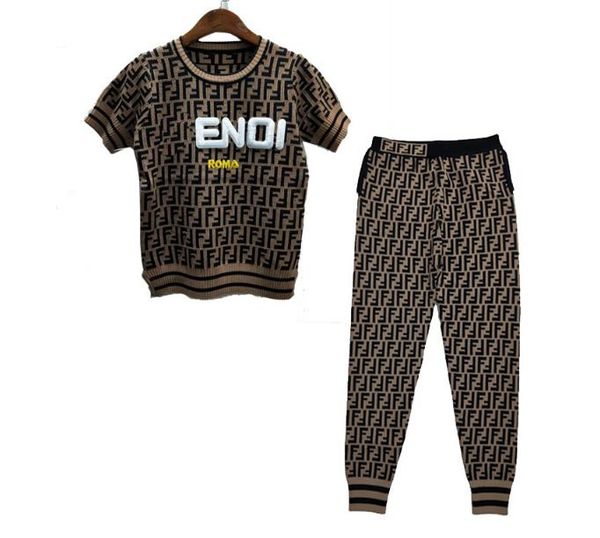 119 2019 guoji brand ame tyle two piece et pant weater hort leeve crew neck fa hion luxury women clothe qian
119 2019 guoji brand ame tyle two piece et pant weater hort leeve crew neck fa hion luxury women clothe qian