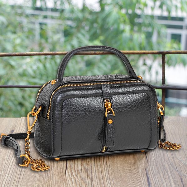 2020 новая натуральная кожа сумки мода молнии корейской версии цепи небольшой квадратный мешок плечо сумки
2020 новая натуральная кожа сумки мода молнии корейской версии цепи небольшой квадратный мешок плечо сумки