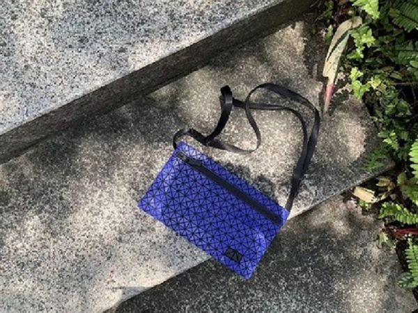 designer bags cf kuro chest bag messenger bag isseymiyake baobao quality designer luxury designer mens travel washing bag women cosmeti
designer bags cf kuro chest bag messenger bag isseymiyake baobao quality designer luxury designer mens travel washing bag women cosmeti