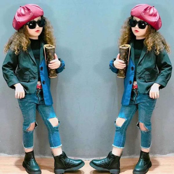 european and american princess kids girl denim jacket stitching jacket catwalk baby girls button coat outerwear clothes, Blue;gray
european and american princess kids girl denim jacket stitching jacket catwalk baby girls button coat outerwear clothes, Blue;gray