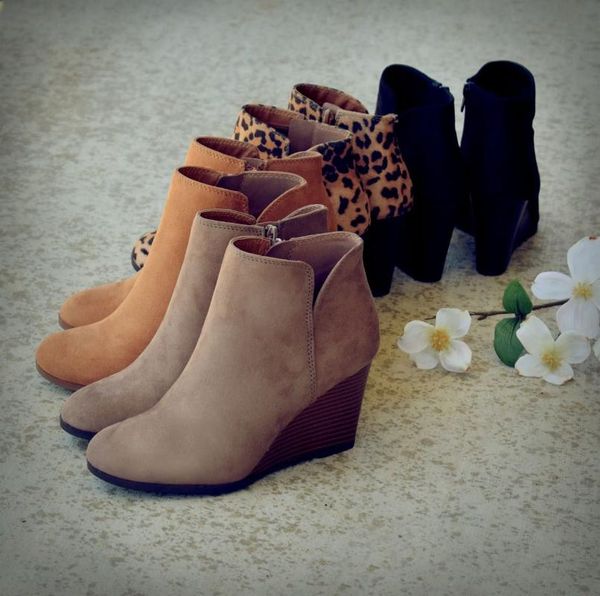 2019 boots women boots autumn wedge women shoes round toe ladies shoes leopard fashion mother leather hip, Black
2019 boots women boots autumn wedge women shoes round toe ladies shoes leopard fashion mother leather hip, Black