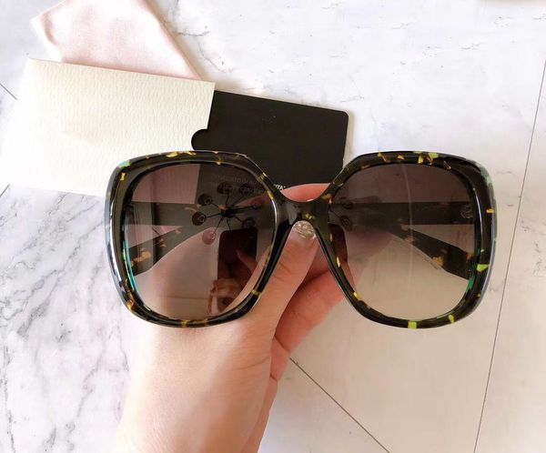butterfly brown havana sunglasses 0107/f/s des lunettes de soleil women sunglasses new with box, White;black
butterfly brown havana sunglasses 0107/f/s des lunettes de soleil women sunglasses new with box, White;black