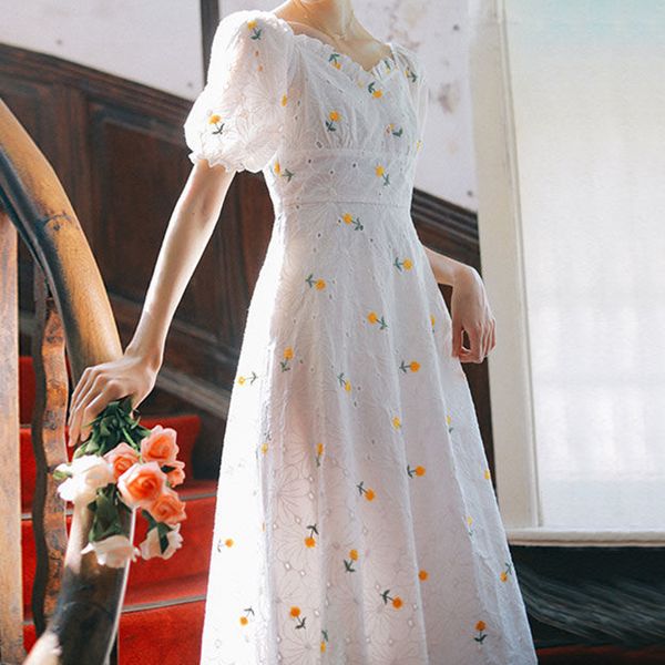 casual dresses retro long dress women summer 2021 puff sleeve v-neck mid-calf fairy korean elegant vintage female clothes, Black;gray
casual dresses retro long dress women summer 2021 puff sleeve v-neck mid-calf fairy korean elegant vintage female clothes, Black;gray