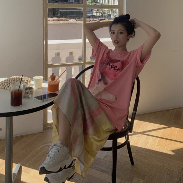 selling ins super fire round collar loose printing midi short-sleeved t-shirt women's tie dyed high waist a underpants t-shirt unde, White
selling ins super fire round collar loose printing midi short-sleeved t-shirt women's tie dyed high waist a underpants t-shirt unde, White