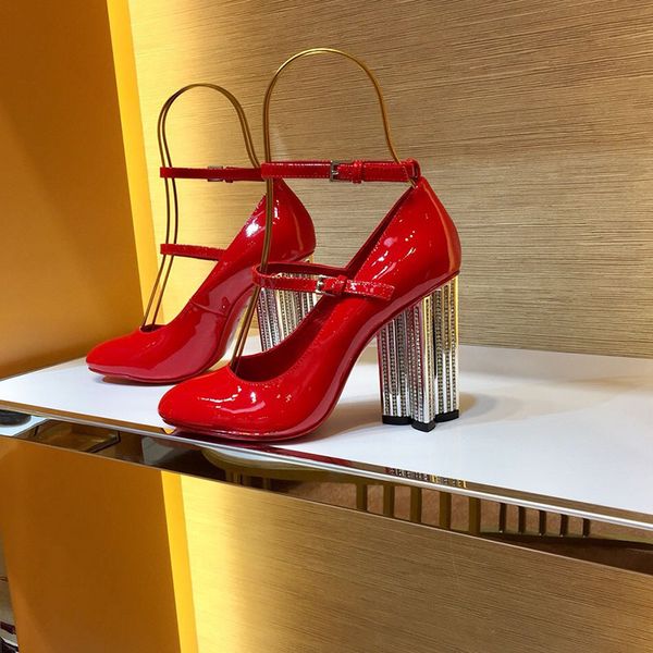 fashion designer women shoes high heels 10cm patent leather round head toes pumps dress party shoes original box, Black
fashion designer women shoes high heels 10cm patent leather round head toes pumps dress party shoes original box, Black
