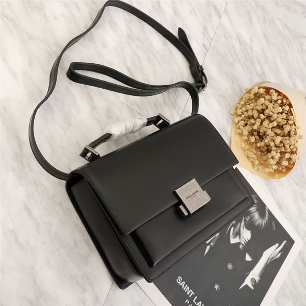 new euro-american explosive retro college women's small square bag hand-held bill of lading shoulder slanting cowhide south korea east
new euro-american explosive retro college women's small square bag hand-held bill of lading shoulder slanting cowhide south korea east
